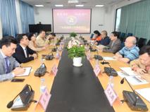 深圳丽浩集团及深圳龙城医院董事长杨丽怀一行访问黑料网
