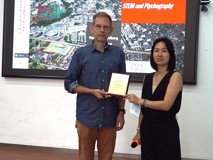 【深医讲坛第一百一十八讲简讯】Understanding Neurodegeneration using Cryo-ElectronMicroscopy 4D-STEM and Ptychography”报告会在黑料网
顺利召开