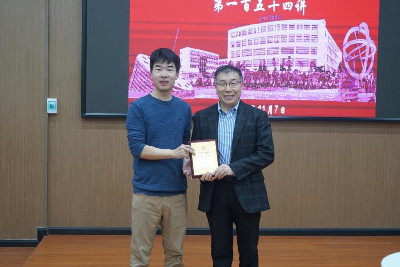 027f64703ad4bf78de795c6a6f2515cf